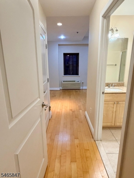 70 S Munn Avenue East Orange NJ 07018