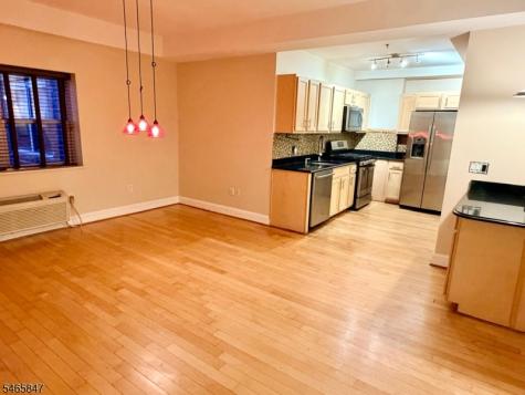 70 S Munn Avenue East Orange NJ 07018
