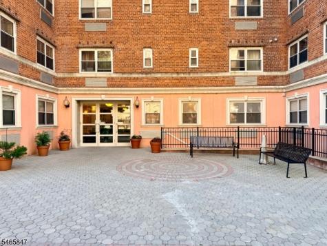 70 S Munn Avenue East Orange NJ 07018