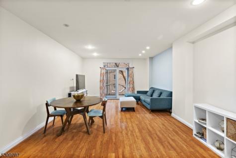 207 Shearwater Court West Jersey City NJ 07305