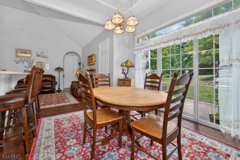 418 Edward Street Lopatcong NJ 08865