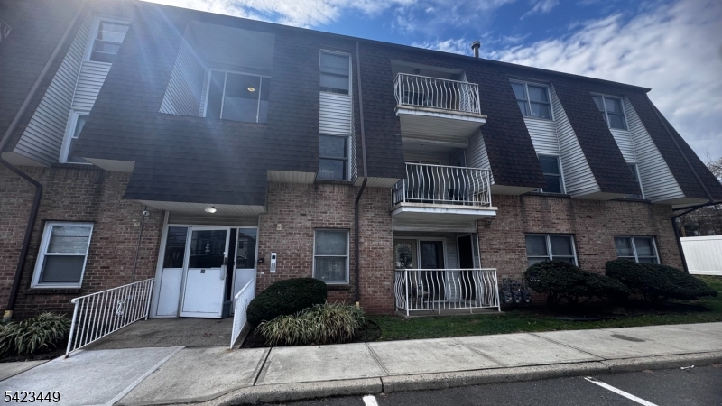 100 W Grand Street Elizabeth NJ 07202