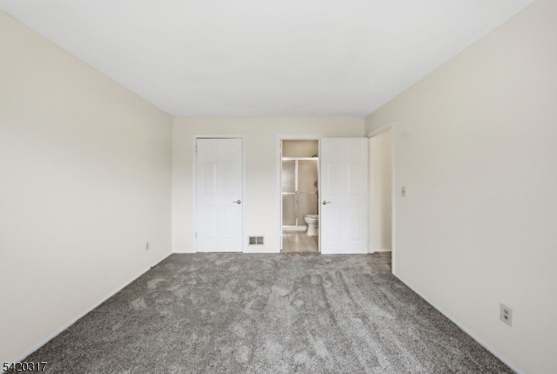114 Henley Drive Franklin NJ 08873