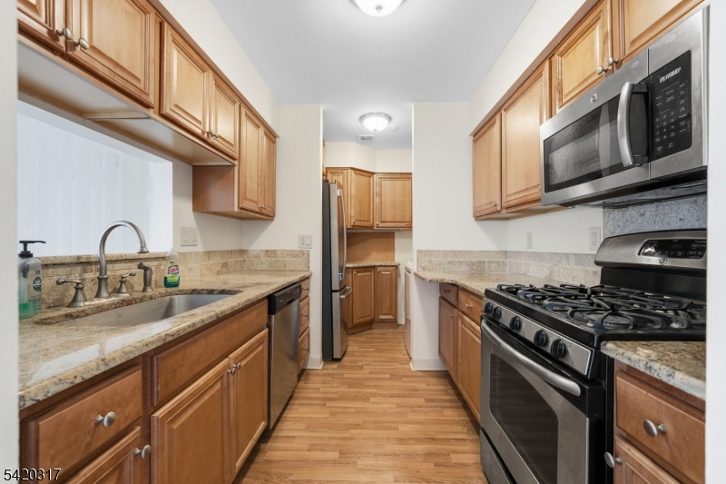 114 Henley Drive Franklin NJ 08873