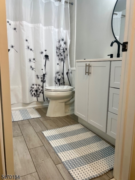 18 Pine Hollow Court Jefferson NJ 07438