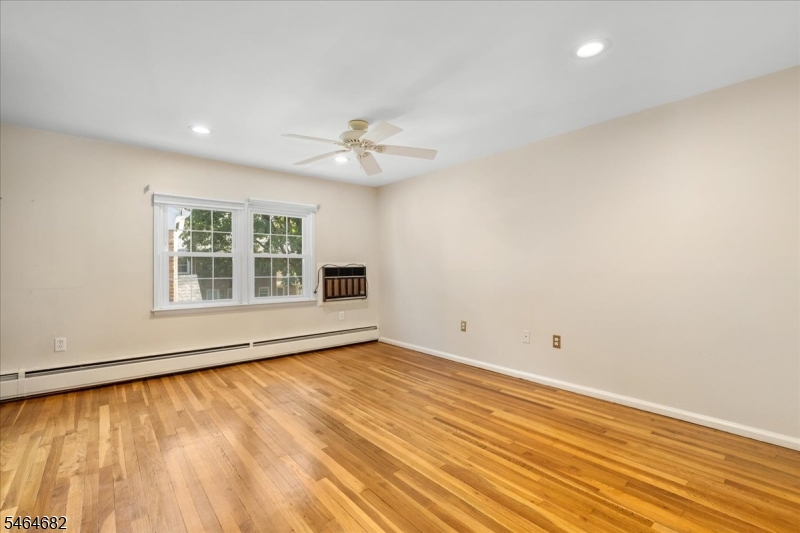 585 Trinity Place Westfield NJ 07090