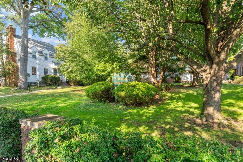 585 Trinity Place Westfield NJ 07090