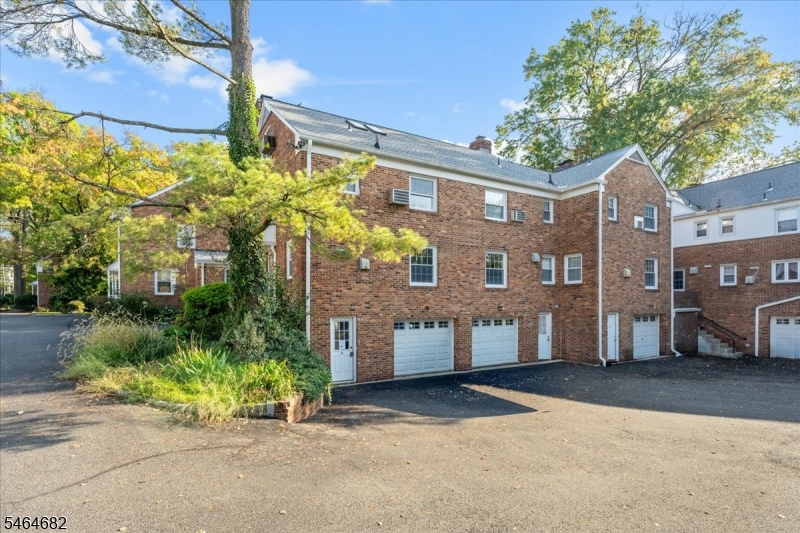 585 Trinity Place Westfield NJ 07090