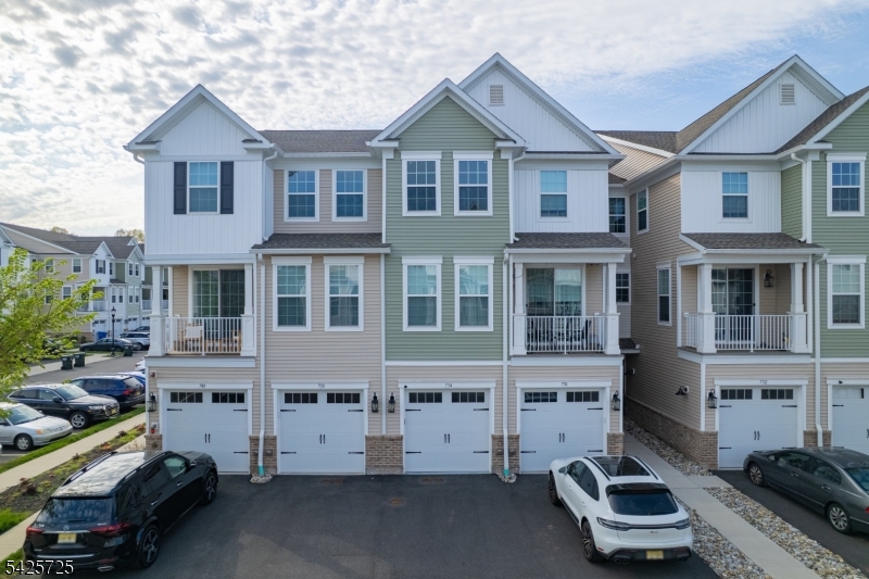 734 Station Road Dunellen NJ 08812