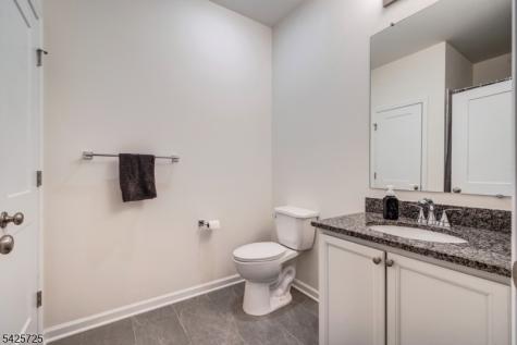 734 Station Road Dunellen NJ 08812