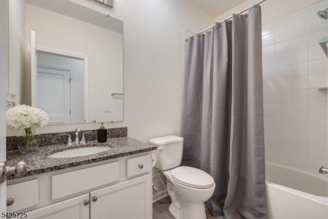 734 Station Road Dunellen NJ 08812