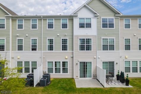 734 Station Road Dunellen NJ 08812