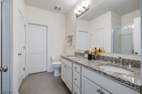 734 Station Road Dunellen NJ 08812