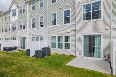 734 Station Road Dunellen NJ 08812