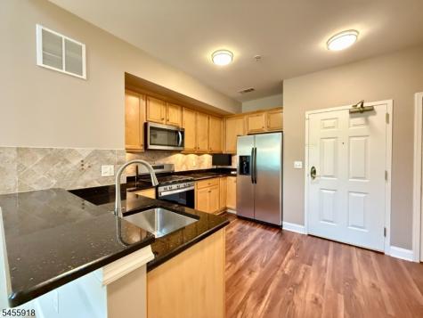 1420 Wharton Court Riverdale NJ 07457