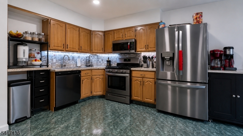 675 R Garden Street Elizabeth NJ 07202