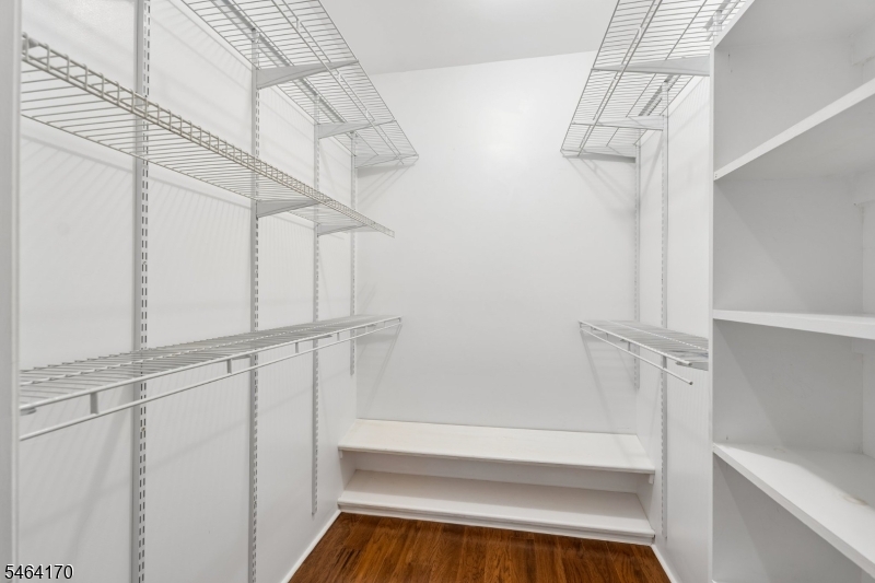 17 Lara Place Warren NJ 07059