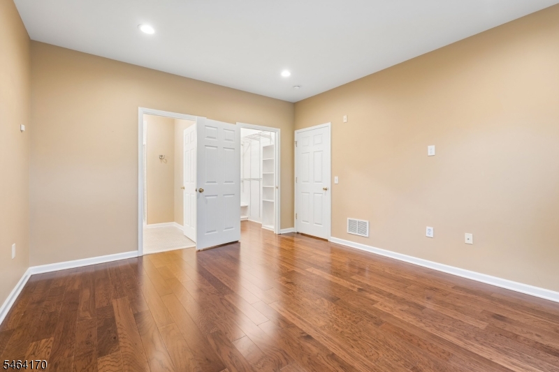 17 Lara Place Warren NJ 07059