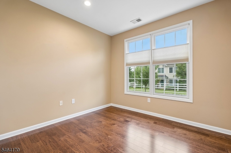 17 Lara Place Warren NJ 07059