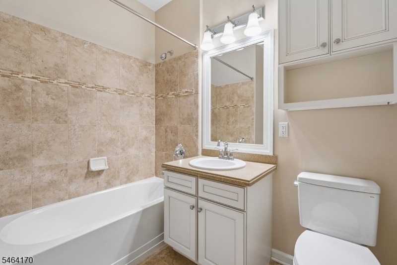 17 Lara Place Warren NJ 07059