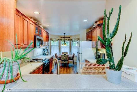 40 Worcester Drive Wayne NJ 07470