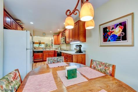 40 Worcester Drive Wayne NJ 07470