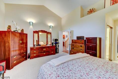 40 Worcester Drive Wayne NJ 07470