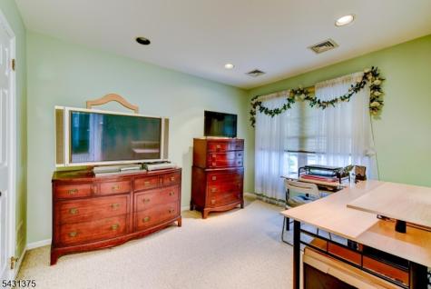 40 Worcester Drive Wayne NJ 07470