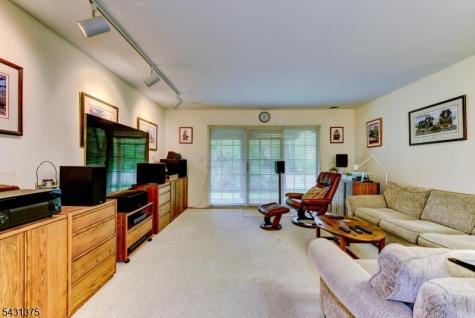 40 Worcester Drive Wayne NJ 07470