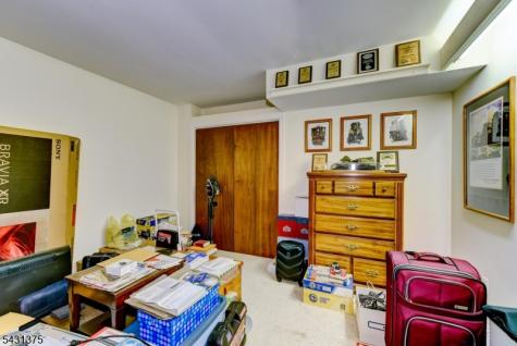 40 Worcester Drive Wayne NJ 07470