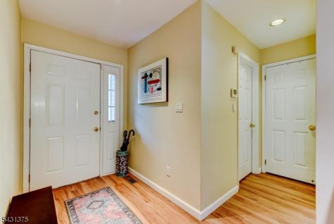 40 Worcester Drive Wayne NJ 07470