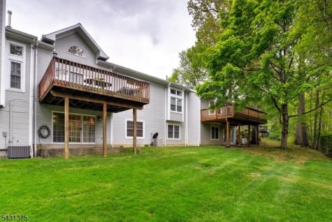 40 Worcester Drive Wayne NJ 07470