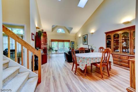 40 Worcester Drive Wayne NJ 07470