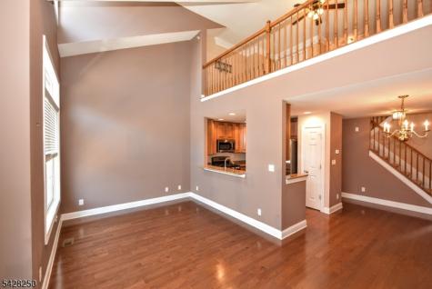 12 De Bruyle Court Hawthorne NJ 07506