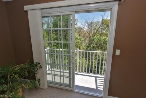 12 De Bruyle Court Hawthorne NJ 07506