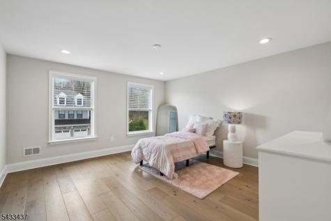 6 Concord Court Warren NJ 07059