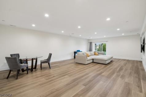6 Concord Court Warren NJ 07059
