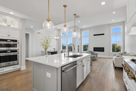 6 Concord Court Warren NJ 07059