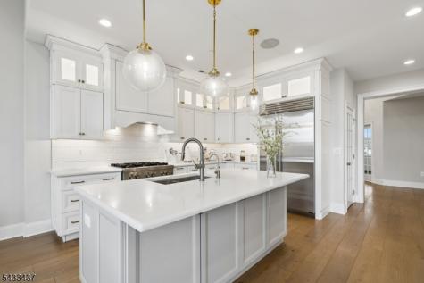 6 Concord Court Warren NJ 07059