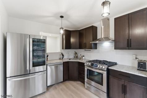 17 Edith Drive Franklin NJ 08873