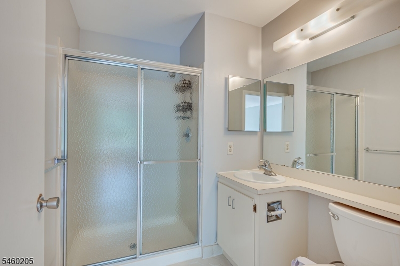 133 Rachel Court Franklin NJ 08823