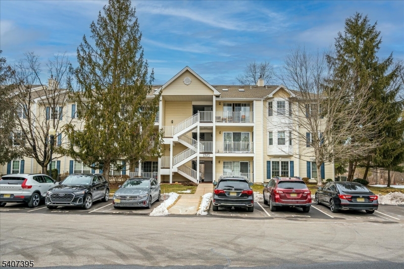 45 Amethyst Way Franklin NJ 08823