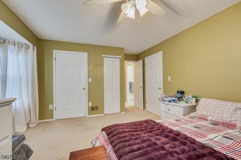 45 Amethyst Way Franklin NJ 08823