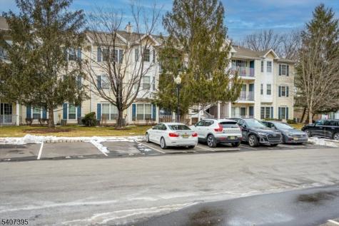 45 Amethyst Way Franklin NJ 08823