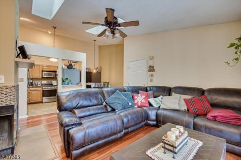 45 Amethyst Way Franklin NJ 08823