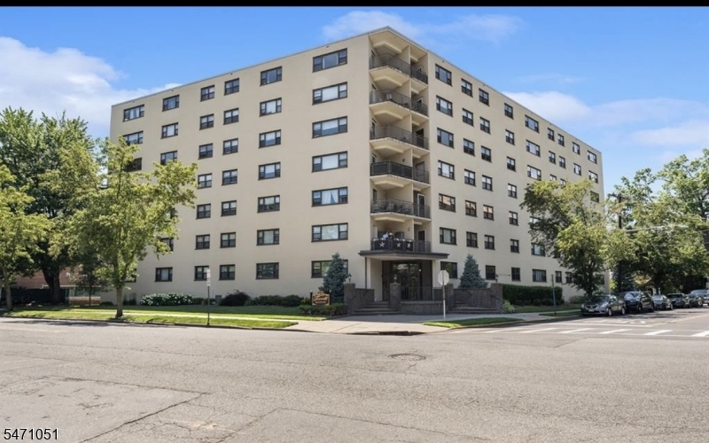 25 Grand Avenue Hackensack NJ 07601
