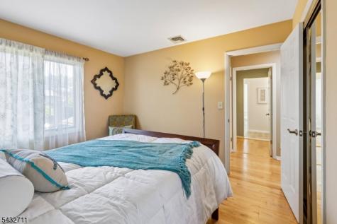 40 Woodland Drive Woodland Park NJ 07424