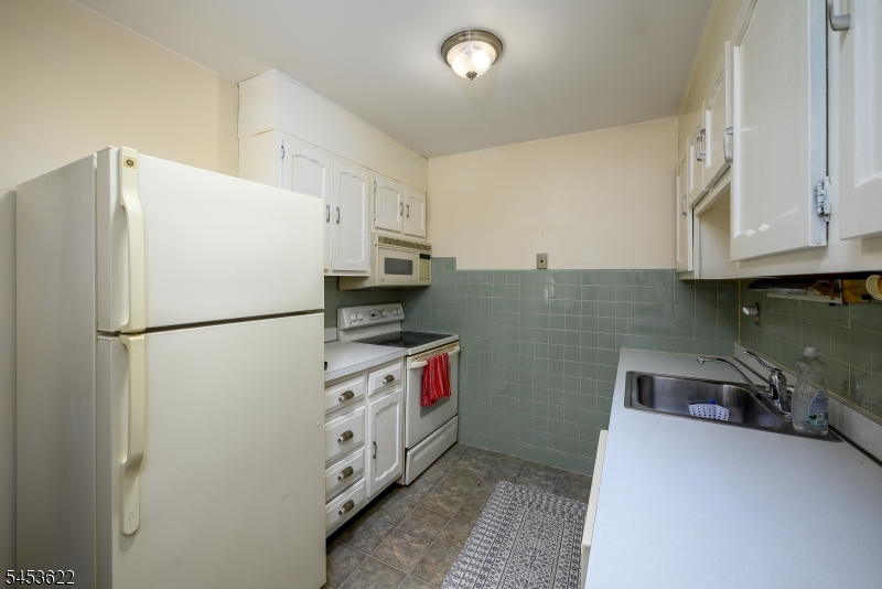 1020 Aberdeen Drive Lakewood NJ 08701