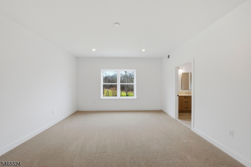 22 Remington Court Howell NJ 07727