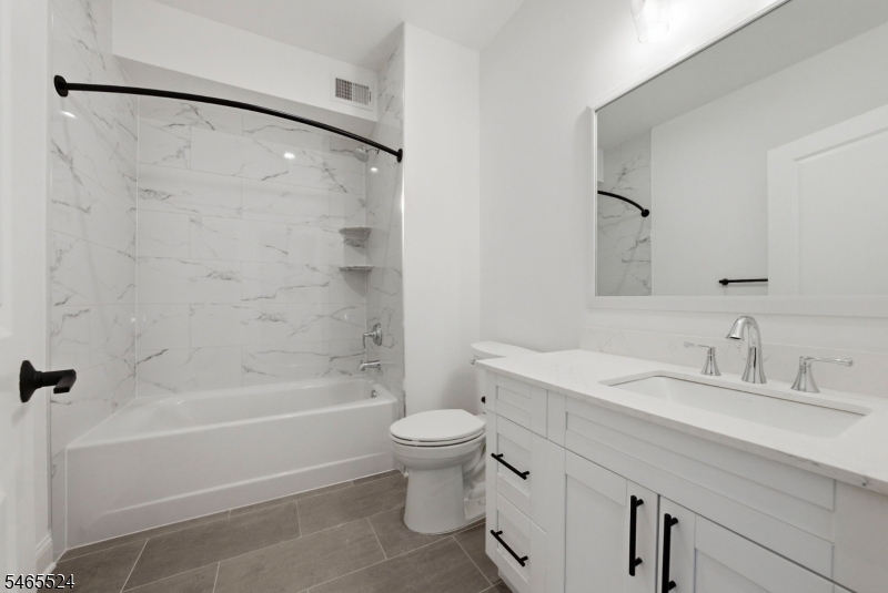 22 Remington Court Howell NJ 07727